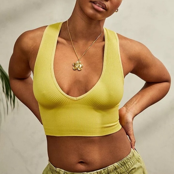 Josie Recycled Ribbed V-Neck Crop Top - Picture 2 of 6